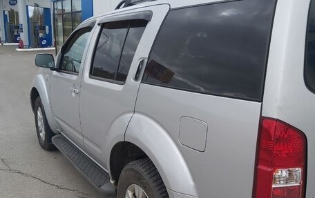 Nissan Pathfinder, 2006 год, 1 300 000 рублей, 3 фотография