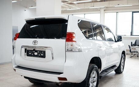 Toyota Land Cruiser Prado 150 рестайлинг 2, 2013 год, 3 434 000 рублей, 4 фотография