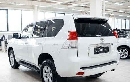 Toyota Land Cruiser Prado 150 рестайлинг 2, 2013 год, 3 434 000 рублей, 6 фотография