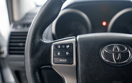 Toyota Land Cruiser Prado 150 рестайлинг 2, 2013 год, 3 434 000 рублей, 11 фотография