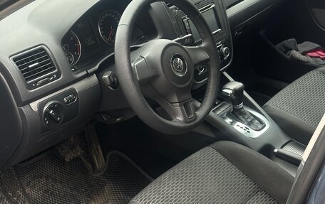 Volkswagen Jetta VI, 2009 год, 500 000 рублей, 5 фотография