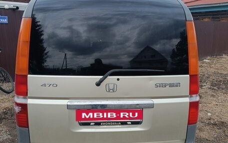 Honda Stepwgn II рестайлинг, 2001 год, 540 000 рублей, 5 фотография