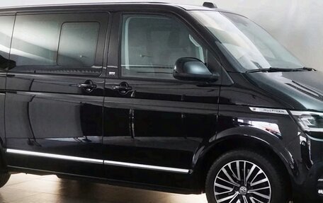 Volkswagen Multivan T6 рестайлинг, 2022 год, 4 600 000 рублей, 6 фотография