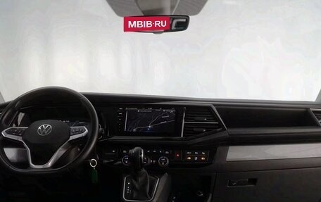 Volkswagen Multivan T6 рестайлинг, 2022 год, 4 600 000 рублей, 11 фотография