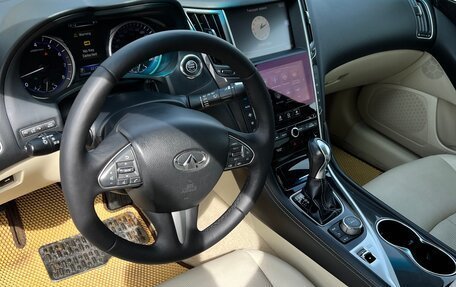 Infiniti Q50 I рестайлинг, 2016 год, 1 850 000 рублей, 10 фотография