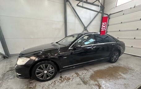 Mercedes-Benz S-Класс, 2011 год, 1 100 000 рублей, 3 фотография