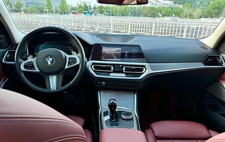 BMW 3 серия, 2022 год, 3 000 000 рублей, 9 фотография