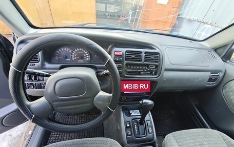 Suzuki Grand Vitara, 2002 год, 265 000 рублей, 17 фотография