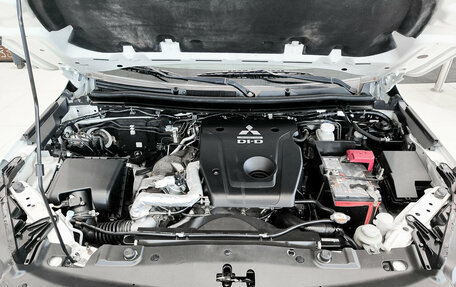 Mitsubishi L200 IV рестайлинг, 2019 год, 2 672 000 рублей, 9 фотография