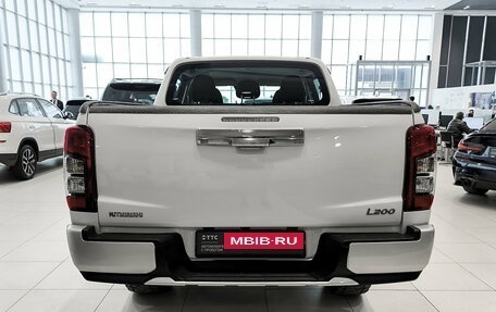 Mitsubishi L200 IV рестайлинг, 2019 год, 2 672 000 рублей, 6 фотография
