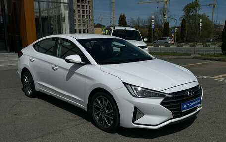 Hyundai Elantra VI рестайлинг, 2019 год, 2 150 000 рублей, 2 фотография