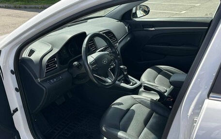 Hyundai Elantra VI рестайлинг, 2019 год, 2 150 000 рублей, 8 фотография