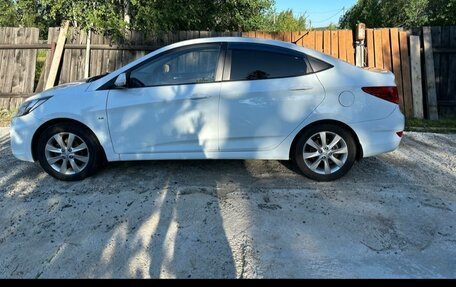 Hyundai Solaris II рестайлинг, 2012 год, 780 000 рублей, 5 фотография