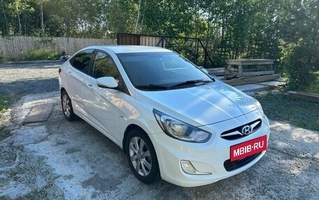 Hyundai Solaris II рестайлинг, 2012 год, 780 000 рублей, 9 фотография