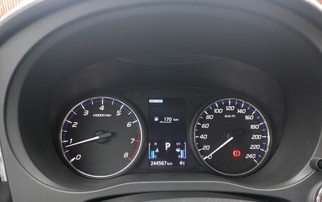 Mitsubishi Outlander III рестайлинг 3, 2018 год, 2 050 000 рублей, 8 фотография