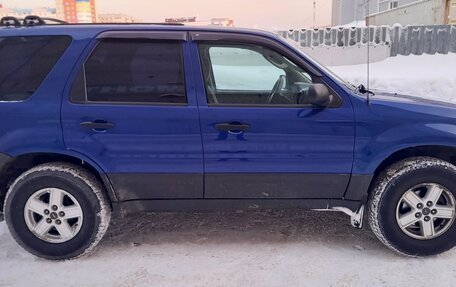 Ford Escape II, 2004 год, 650 000 рублей, 4 фотография