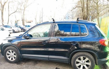 Volkswagen Tiguan I, 2010 год, 850 000 рублей, 3 фотография