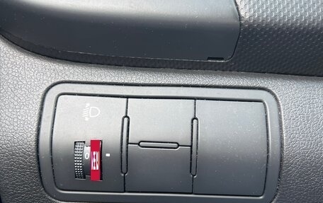 Hyundai Solaris II рестайлинг, 2013 год, 850 000 рублей, 14 фотография