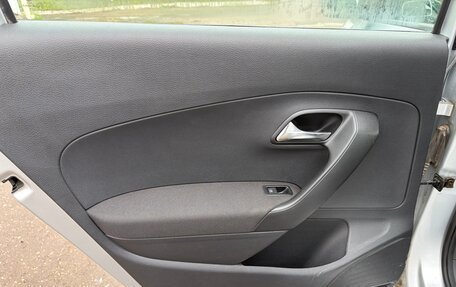 Volkswagen Polo VI (EU Market), 2016 год, 1 050 000 рублей, 20 фотография