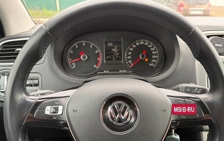 Volkswagen Polo VI (EU Market), 2016 год, 1 050 000 рублей, 27 фотография