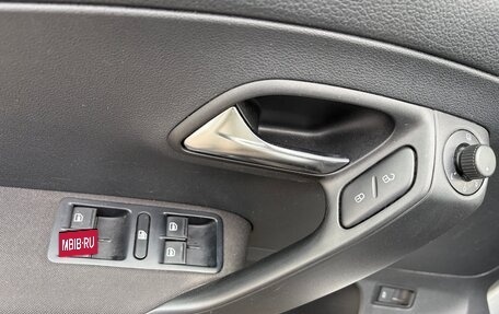 Volkswagen Polo VI (EU Market), 2016 год, 1 050 000 рублей, 26 фотография