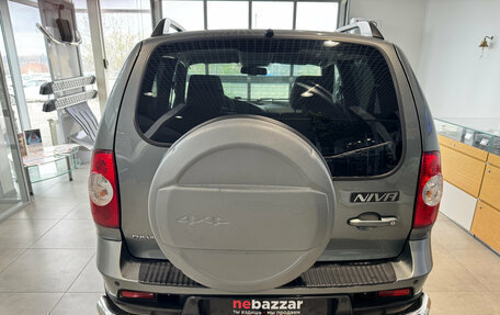 Chevrolet Niva I рестайлинг, 2019 год, 890 000 рублей, 5 фотография