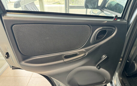 Chevrolet Niva I рестайлинг, 2019 год, 890 000 рублей, 15 фотография