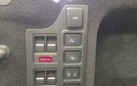 Land Rover Discovery IV, 2021 год, 7 298 000 рублей, 28 фотография