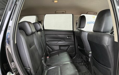 Mitsubishi Outlander III рестайлинг 3, 2014 год, 1 249 000 рублей, 15 фотография