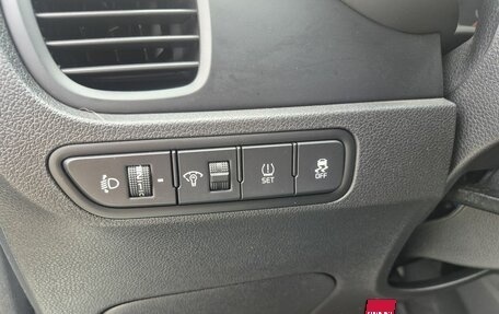 KIA Rio IV, 2018 год, 1 599 000 рублей, 12 фотография