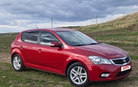 KIA cee'd I рестайлинг, 2011 год, 990 000 рублей, 1 фотография