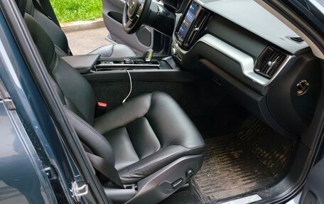 Volvo XC60 II, 2021 год, 4 300 000 рублей, 9 фотография