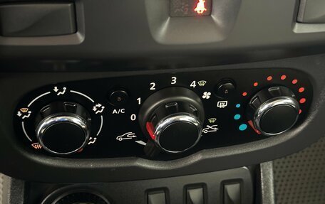 Renault Duster I рестайлинг, 2018 год, 1 384 000 рублей, 26 фотография