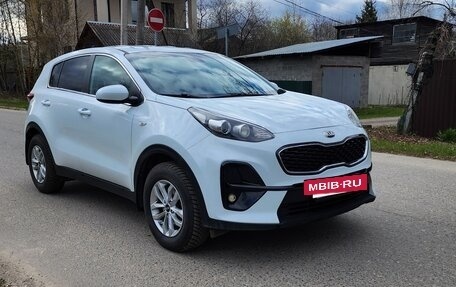 KIA Sportage IV рестайлинг, 2018 год, 1 850 000 рублей, 3 фотография