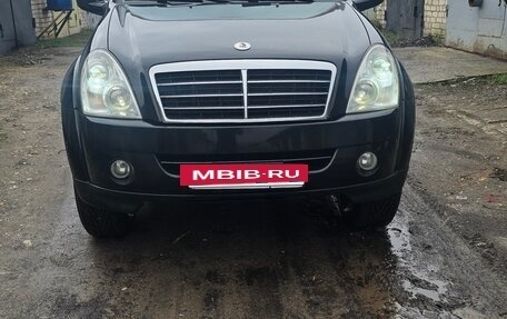 SsangYong Rexton III, 2011 год, 1 080 000 рублей, 2 фотография