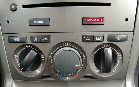 Opel Antara I, 2011 год, 799 000 рублей, 19 фотография