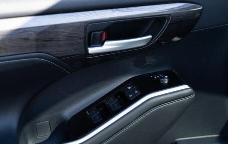 Toyota Highlander, 2025 год, 5 890 000 рублей, 10 фотография