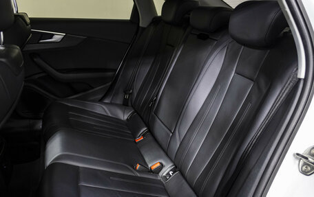 Audi A4, 2016 год, 1 999 000 рублей, 15 фотография