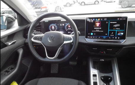 Volkswagen Passat, 2025 год, 3 547 098 рублей, 15 фотография