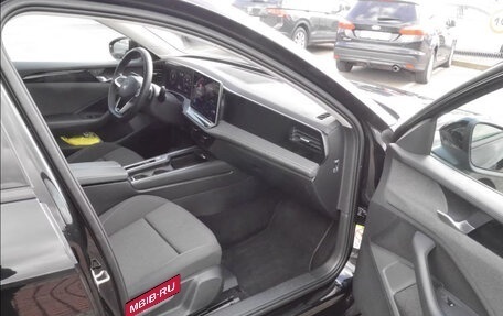 Volkswagen Passat, 2025 год, 3 547 098 рублей, 13 фотография