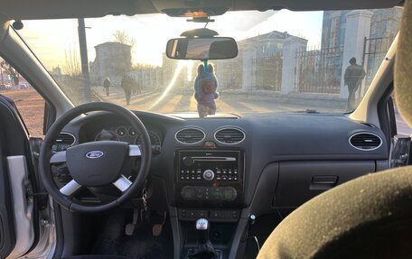 Ford Focus II рестайлинг, 2006 год, 580 000 рублей, 15 фотография