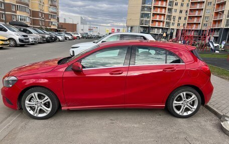 Mercedes-Benz A-Класс, 2015 год, 1 220 000 рублей, 3 фотография