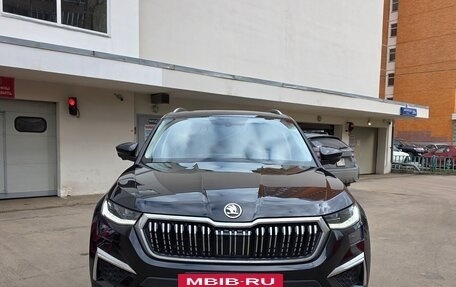 Skoda Kodiaq I, 2023 год, 4 490 000 рублей, 2 фотография