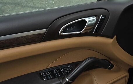 Porsche Cayenne III, 2016 год, 3 300 000 рублей, 23 фотография