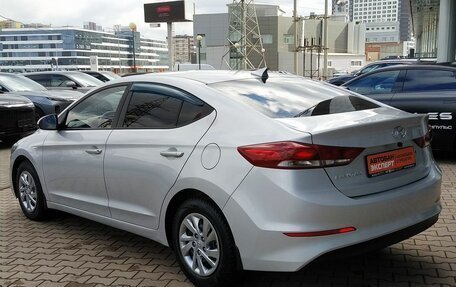 Hyundai Elantra VI рестайлинг, 2017 год, 1 219 000 рублей, 6 фотография