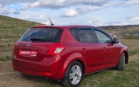 KIA cee'd I рестайлинг, 2011 год, 990 000 рублей, 2 фотография