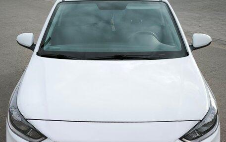 Hyundai Solaris II рестайлинг, 2017 год, 1 050 000 рублей, 1 фотография