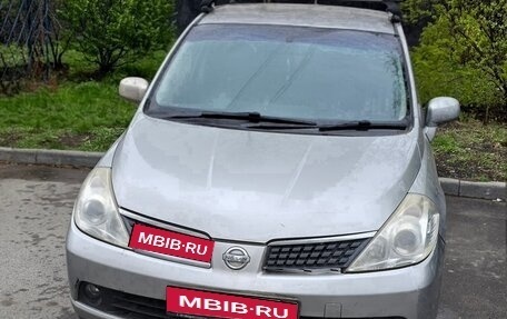 Nissan Tiida, 2005 год, 560 000 рублей, 1 фотография