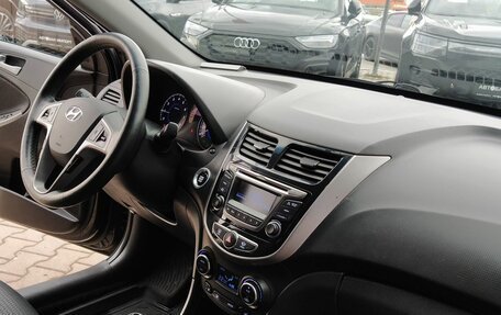 Hyundai Solaris II рестайлинг, 2014 год, 1 150 000 рублей, 13 фотография