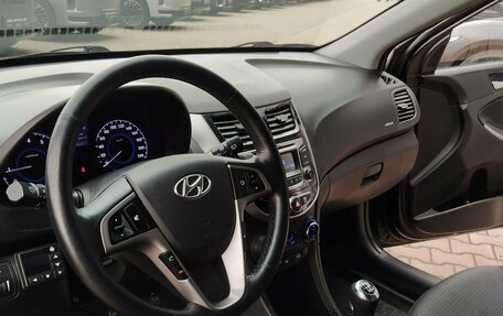 Hyundai Solaris II рестайлинг, 2014 год, 1 150 000 рублей, 15 фотография